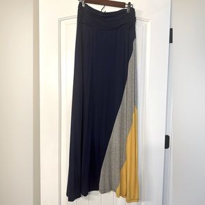 Maxi skirt